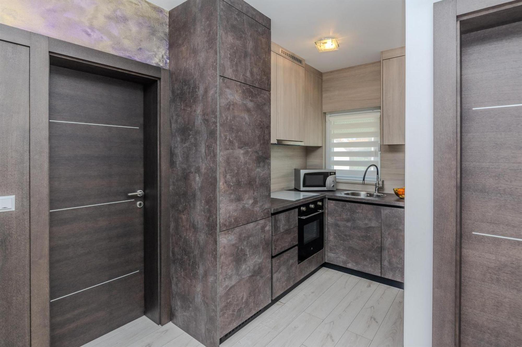 Apartments Lucica Вир Екстериор снимка