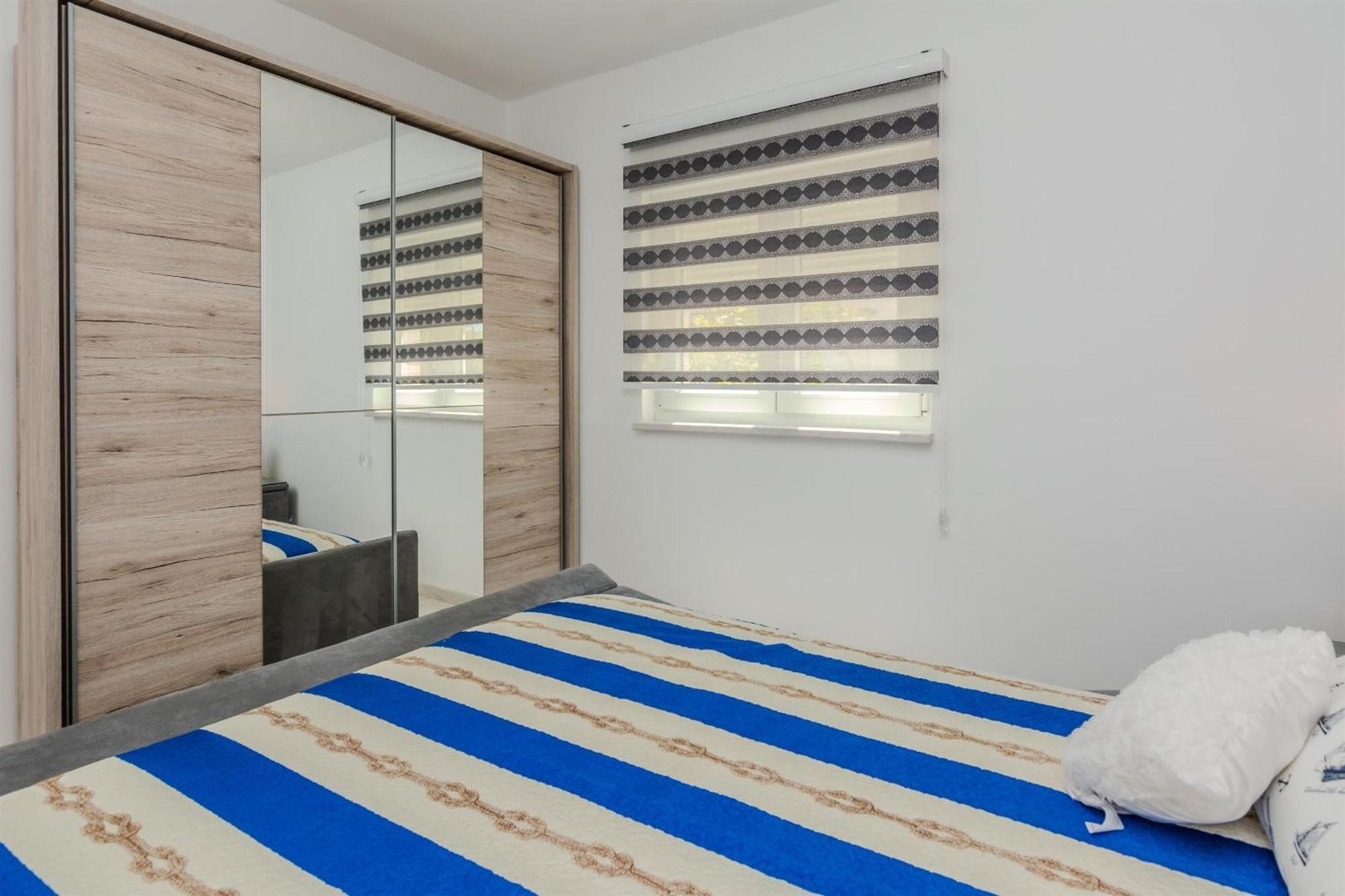 Apartments Lucica Вир Екстериор снимка