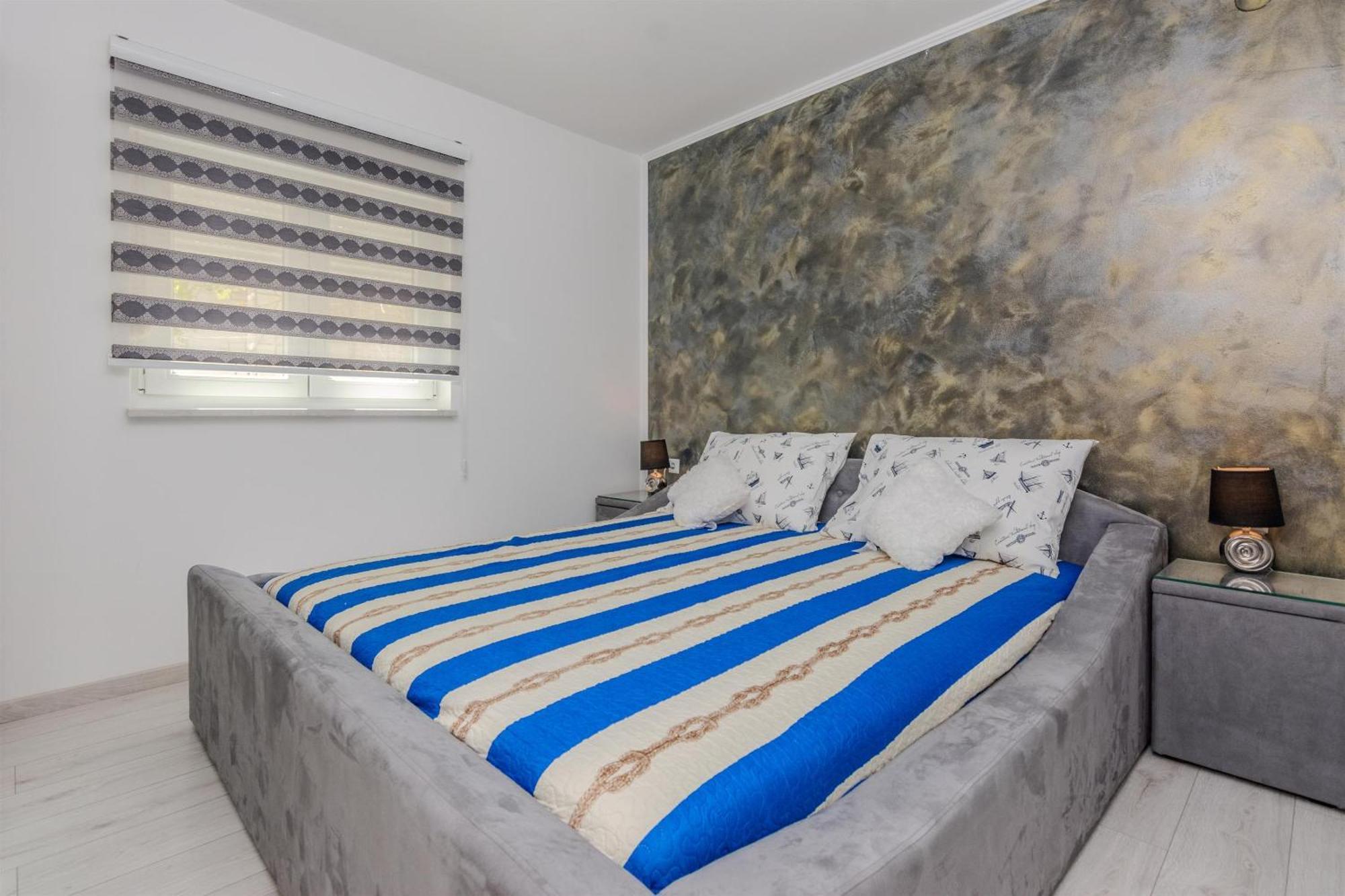 Apartments Lucica Вир Екстериор снимка