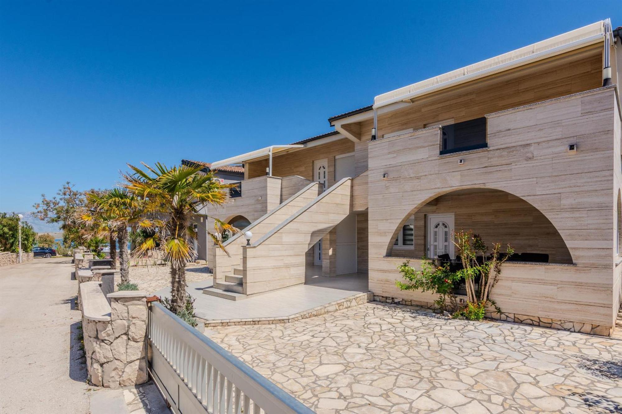 Apartments Lucica Вир Екстериор снимка